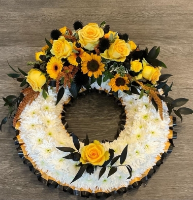 Wolves Wreath